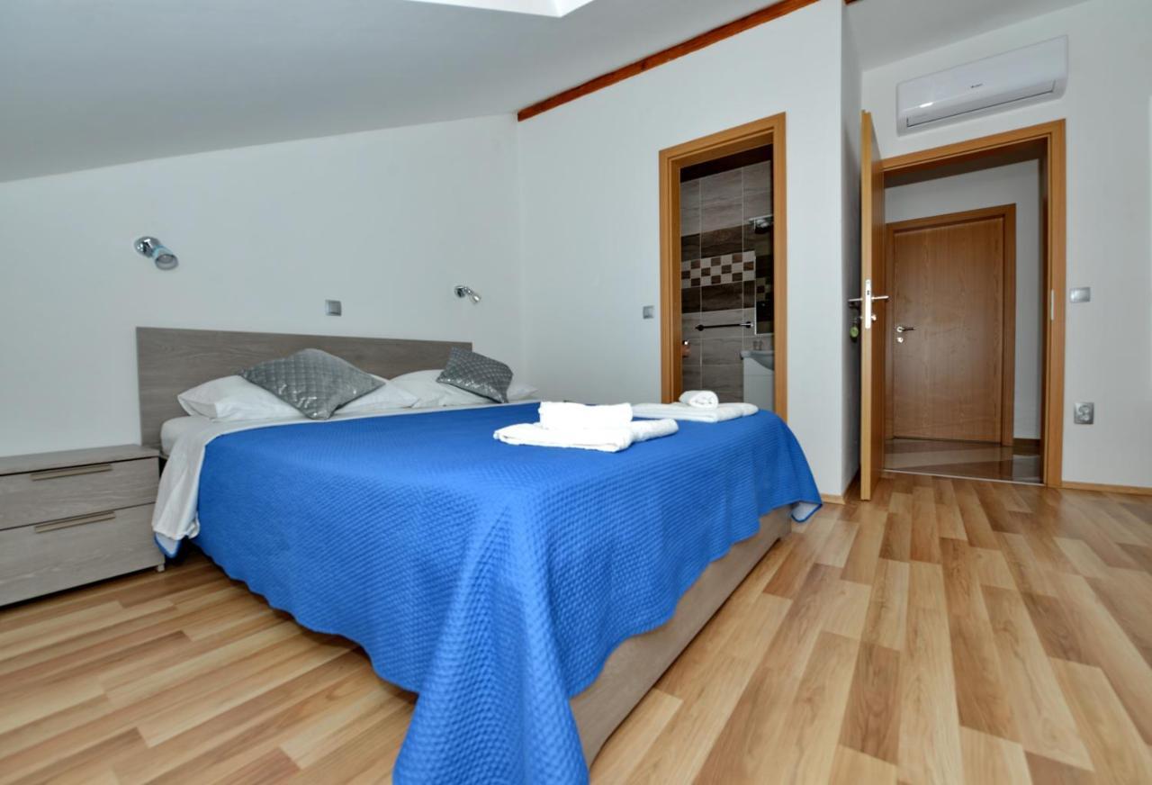 Apartments Blaza Božava Exterior foto